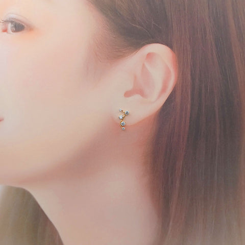 K10 キュービックジルコニア(CZ) ピアス