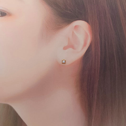 K10 キュービックジルコニア(CZ) スクエア ピアス