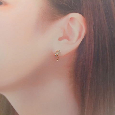 K10 キュービックジルコニア(CZ) ピアス