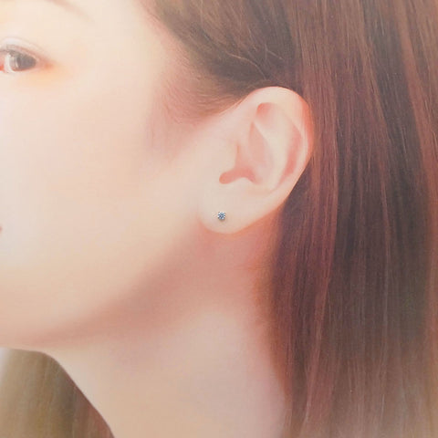 Pt900　キュービックジルコニア（CZ）　ピアス