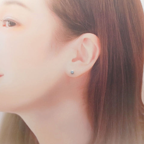Pt900　キュービックジルコニア（CZ）　ピアス