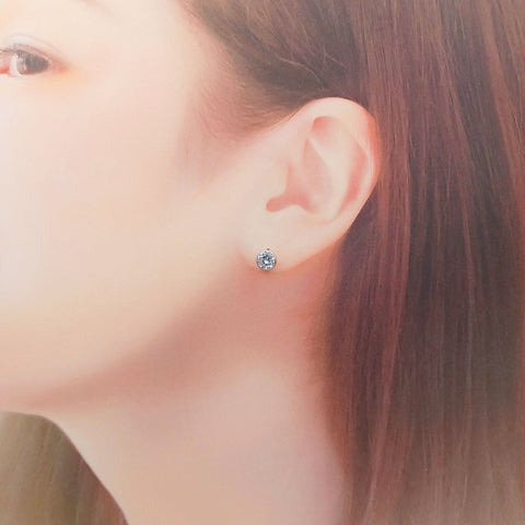 K10WG　キュービックジルコニア（CZ）　ピアス
